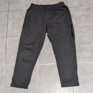 GAIAM Men's Black Joggers Like New